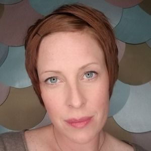 Meet your Posher, Leigh